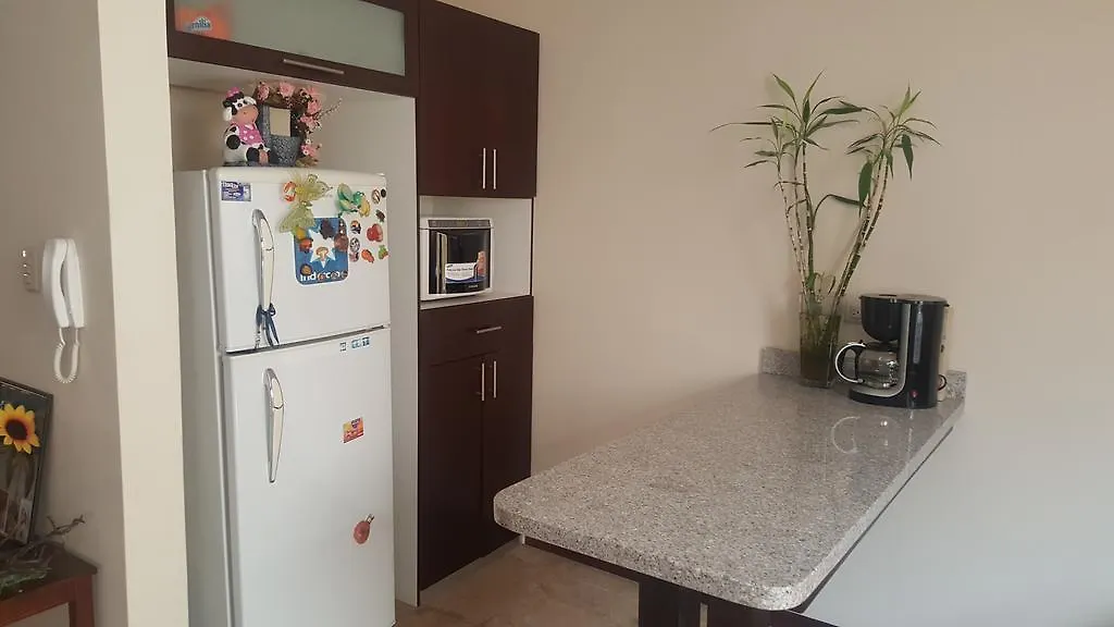 Casa Vacacional Vila Cuenca 0*,  Equador